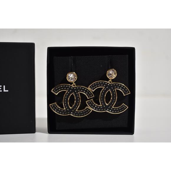 Chanel 23S XL Gold Black Crystal Clip On CC Logo Dangle Drop Statement Earrings - Picture 8 of 12
